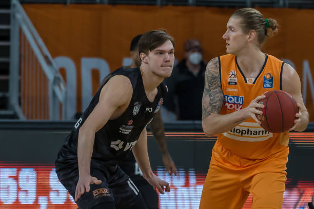 还彰显了他 还彰显了他