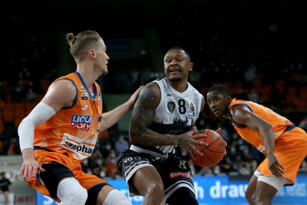 强化阵容的 强化阵容的