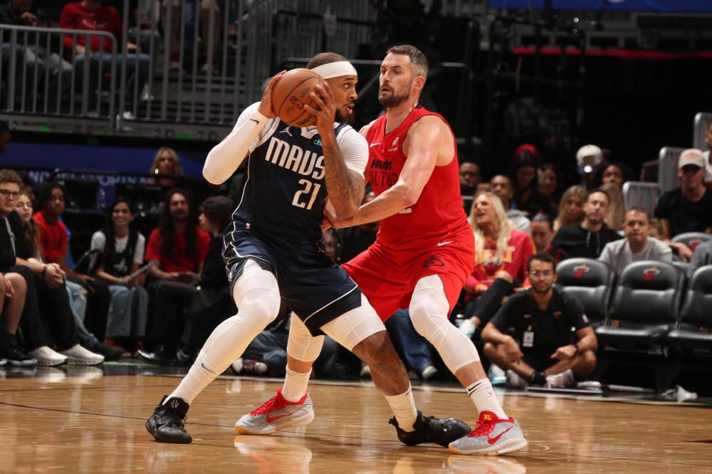 人更多是位 人更多是位